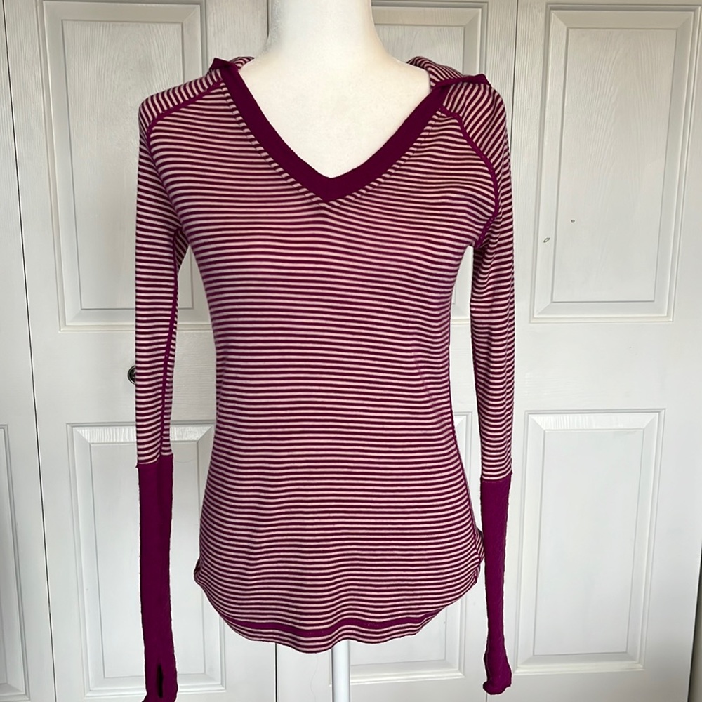 Anthropologie Akini Striped Yoga Hooded Wool Sweater Magenta Small